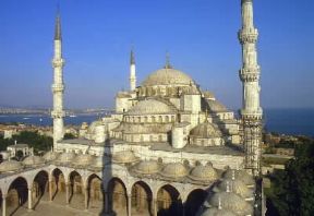 Islam . La moschea di Ahmed I a Istanbul (sec. XVII).De Agostini Picture Library/A. Vergani