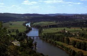 Dordogne . Veduta di un tratto del fiume.De Agostini Picture Library