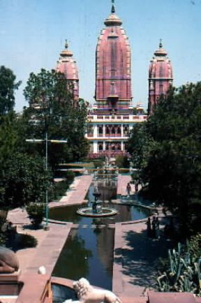 Delhi . I giardini del tempio di Laksmi Narayana.De Agostini Picture Library/M. Bertinetti