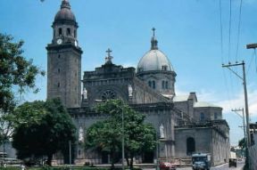 Manila. L'antica cattedrale.De Agostini Picture Library/M. Bertinetti