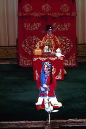 Opera di Pechino . Momento di una rappresentazione del genere teatrale cinese.De Agostini Picture Library/M. Bertinetti