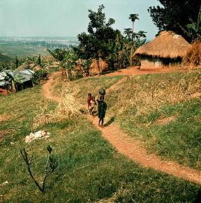 Burundi. Un tipico villaggio rurale.De Agostini Picture Library/G. Ricatto