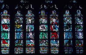 Vetrata. Particolare delle vetrate nella cattedrale di Notre-Dame a Parigi.De Agostini Picture Library/C. Sappa