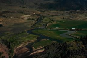 Colorado (fiume). Veduta di un tratto del fiume presso Kremmling.De Agostini Picture Library / G. SioÃ«n