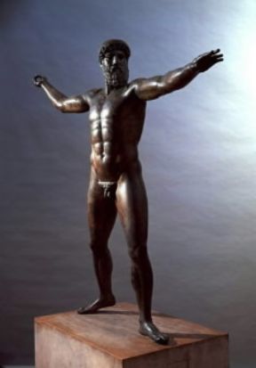 Grecia. Zeus (o Poseidon) di Capo Artemision, bronzo del sec. V a. C. (Atene, Museo Archeologico Nazionale).De Agostini Picture Library / G. Nimatallah