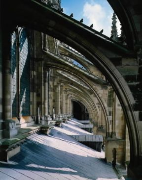 Arco. Archi rampanti gotici della cattedrale di Reims.De Agostini Picture Library/G. Dagli Orti