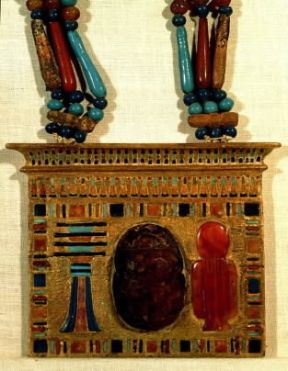 Glittica. Antico gioiello egizio (Il Cairo, Museo Egizio).De Agostini Picture Library / A. Dagli Orti