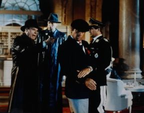Jean-Paul Belmondo in una scena del film L'asso degli assi (1982).De Agostini Picture Library