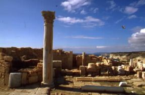 Cipro. Resti della zona archeologica di Kourion.De Agostini Picture Library/G. SioÃ«n