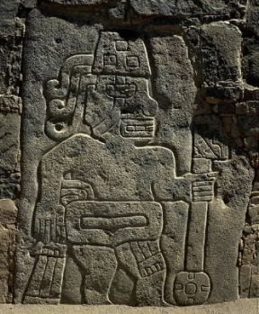 PerÃº. Rilievo raffigurante un guerriero con una mazza (cultura di ChavÃ­n de Huantar).De Agostini Picture Library/G. Dagli Orti