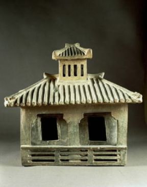 Han. Modello di casa di campagna in terracotta.De Agostini Picture Library / G. Dagli Orti