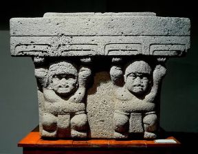 Olmechi . Altare con Atlanti (Jalapa, Museo Regionale).De Agostini Picture Library/G. Dagli Orti