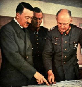 Adolf Hitler con W. von Keitel e A. Jodl.De Agostini Picture Library