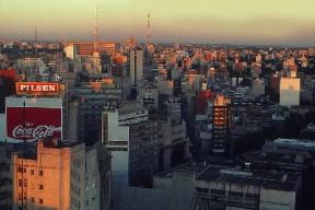 Montevideo. Veduta della cittÃ  al tramonto.De Agostini Picture Library / S. Gutierrez
