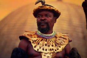 Zulu. Un capo zulu di un villaggio della Repubblica Sudafricana.De Agostini Picture Library/L. Romano