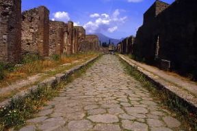 Strada. La via di Mercurio a Pompei.De Agostini Picture Library/Foglia