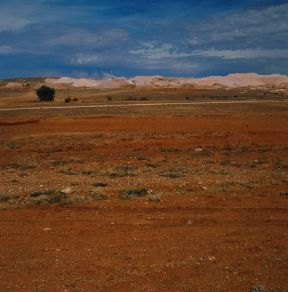 Australia. Paesaggio lungo la Stuart Highway nel Sud del paese.De Agostini Picture Library/P: Jaccod