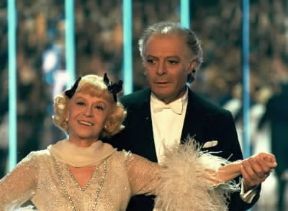 Giulietta Masina con Marcello Mastroianni nel film Ginger & Fred (1985) di F. Fellini.De Agostini Picture Library