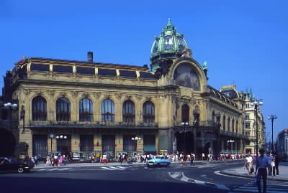 Poznan. Il Palazzo Comunale con le cupole delle torrette rivestite in bronzo.De Agostini Picture Library/W. Buss