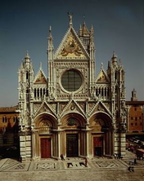 Italia . La facciata gotica del duomo di Siena.De Agostini Picture Library/A. De Gregorio