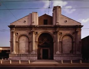 Leon Battista Alberti. La facciata del Tempio Malatestiano a Rimini.De Agostini Picture Library/A. De Gregorio