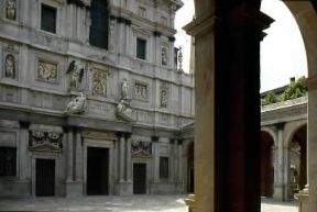 Galeazzo Alessi. La facciata della chiesa di S. Maria presso S. Celso a Milano.De Agostini Picture Library/G. Berengo Gardin