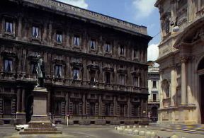 Milano. Il palazzo Marino, dalle forme tardorinascimentali.De Agostini Picture Library/G. Berengo Gardin