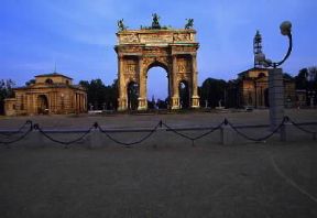 Milano. L'Arco della Pace, uno dei monumenti neoclassici milanesi.De Agostini Picture Library/C. Baraggi