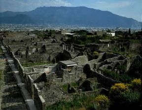 Pompei. Veduta parziale della zona archeologica.De Agostini Picture Library/G. Dagli Orti