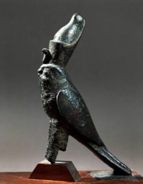 Horus. Bronzetto raffigurante il dio-falco (Torino, Museo Egizio).De Agostini Picture Library / G. Dagli Orti