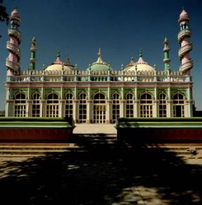 Junagadh . Facciata di una tipica moschea della cittÃ  indiana.De Agostini Picture Library/P. Jaccod
