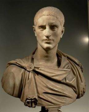 Massimo. L'imperatore romano in un busto marmoreo (Roma, Musei Capitolini).De Agostini Picture Library/G. Dagli Orti