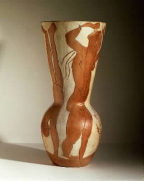 Ceramica. Vaso con danzatrici di Pablo Picasso (Parigi, MusÃ©e National d'Art Moderne).Parigi, MusÃ©e National d'Art Moderne