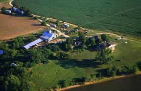 Virginia. Veduta aerea di una fattoria nei pressi di Williamsburg.De Agostini Picture Library/G. Roli