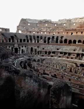 Colosseo. L'interno dell'anfiteatro dove sono visibili gli ambienti sotterranei, oggi privi di copertura.De Agostini Picture Library / G. Nimatallah