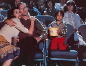 Geena Davis. Una scena del film Turista per caso diretto da L. Kasdan (1989), per il quale l'attrice vinse l'Oscar.De Agostini Picture Library
