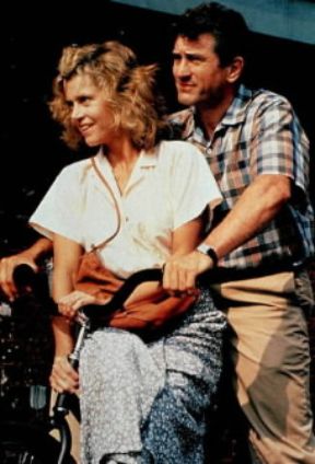 Martin Ritt. Un fotogramma del film Lettere d'amore, 1989, con R. de Niro e J. Fonda.De Agostini Picture Library