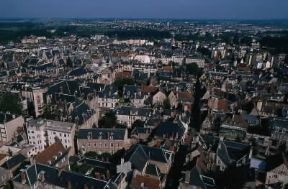 Bourges. Veduta aerea della cittÃ .De Agostini Picture Library/S. Gutierrez