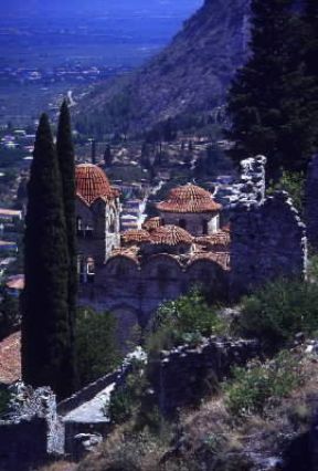 Grecia. Veduta del convento della Pantanassa a MistrÃ , sec. XV.De Agostini Picture Library / C. Novara
