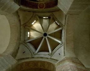 Romanico. Interno del campanile della basilica di St.-Sernin a Tolosa, in Alvernia.De Agostini Picture Library / G. Dagli Orti
