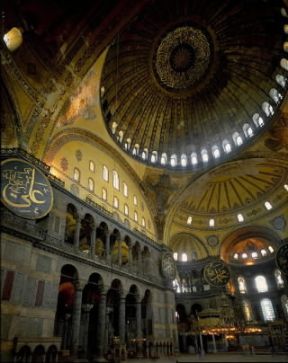 Turchia. Interno della basilica di S. Sofia a Istanbul.De Agostini Picture Library/G. Dagli Orti