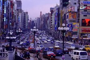 Tokyo. Veduta del centralissimo quartiere della Ginza.De Agostini Picture Library/G. SioÃ«n