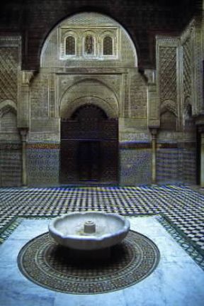 Marocco. Scorcio della madrasa al-'Attarin, edificata a FÃ¨s intorno al 1325 da Abu Sa'id.De Agostini Picture Library/C. Sappa