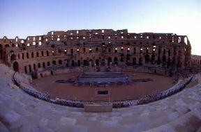 Tunisia. Veduta dell'anfiteatro romano a Mahdia.De Agostini Picture Library/G. Roli