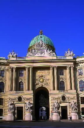 Vienna. La facciata del Palazzo Imperiale.De Agostini Picture Library/W. Buss