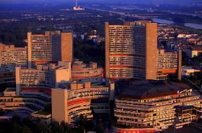 Vienna. Veduta del complesso di edifici che ospita l'O.N.U.De Agostini Picture Library/W. Buss