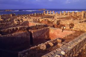 Libia. Le rovine delle terme romane ad Apollonia.De Agostini Picture Library/C. Sappa