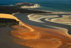 Australia. Bassa Marea sulle coste del Queensland.De Agostini Picture Library/Dani-Jeske