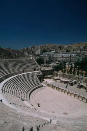 Amman. Resti del teatro romano (sec. II).De Agostini Picture Library/M. Borchi