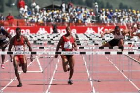 Atletica. Gli atleti Allen Johnson (USA), Colin Jackson (USA) e Steve Brown (USA) impegnati in una gara di 110 m. ostacoli maschili durante l'8Â° Meeting Internazionale di Atletica Leggera tenutosi al Sestriere nell'agosto del 1996.Farabolafoto